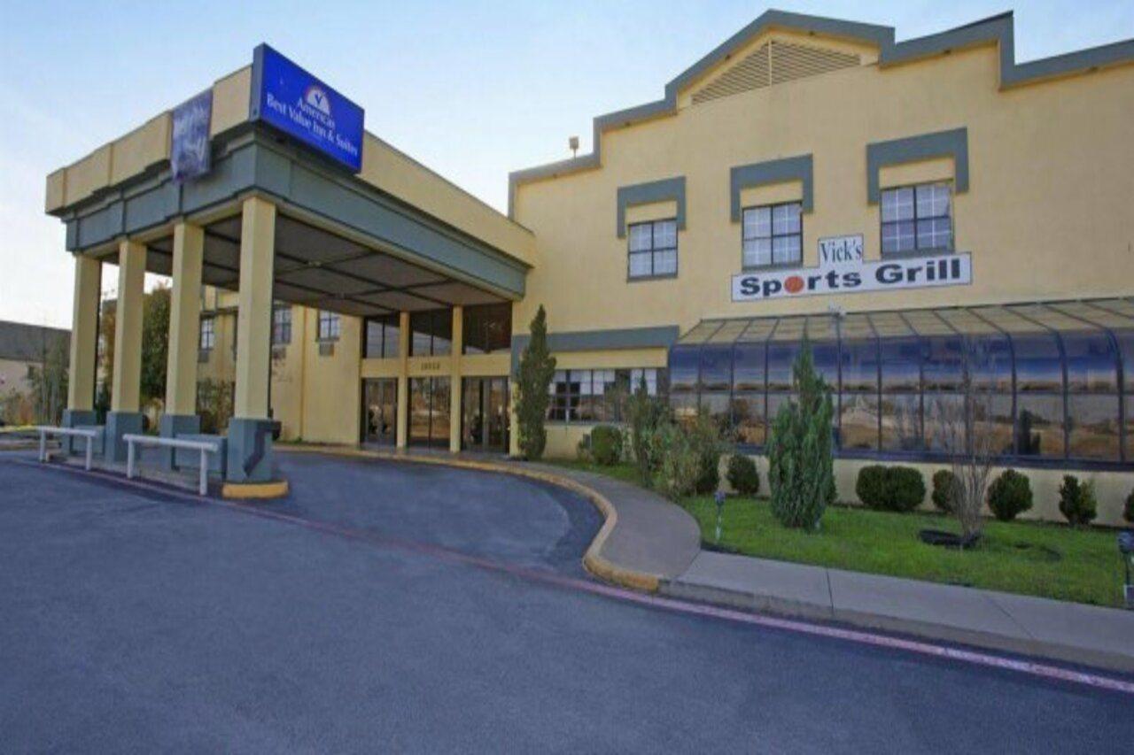 Americas Best Value Inn And Suites North 法默斯布兰奇 外观 照片