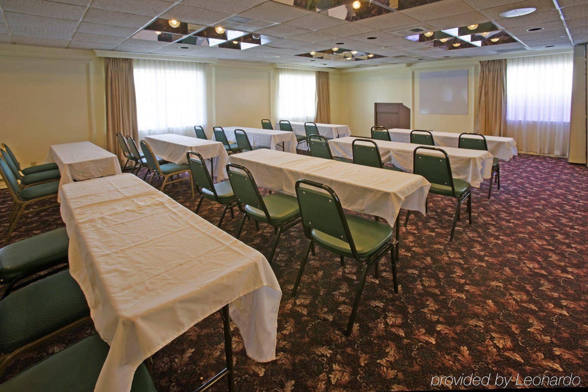 Americas Best Value Inn And Suites North 法默斯布兰奇 设施 照片